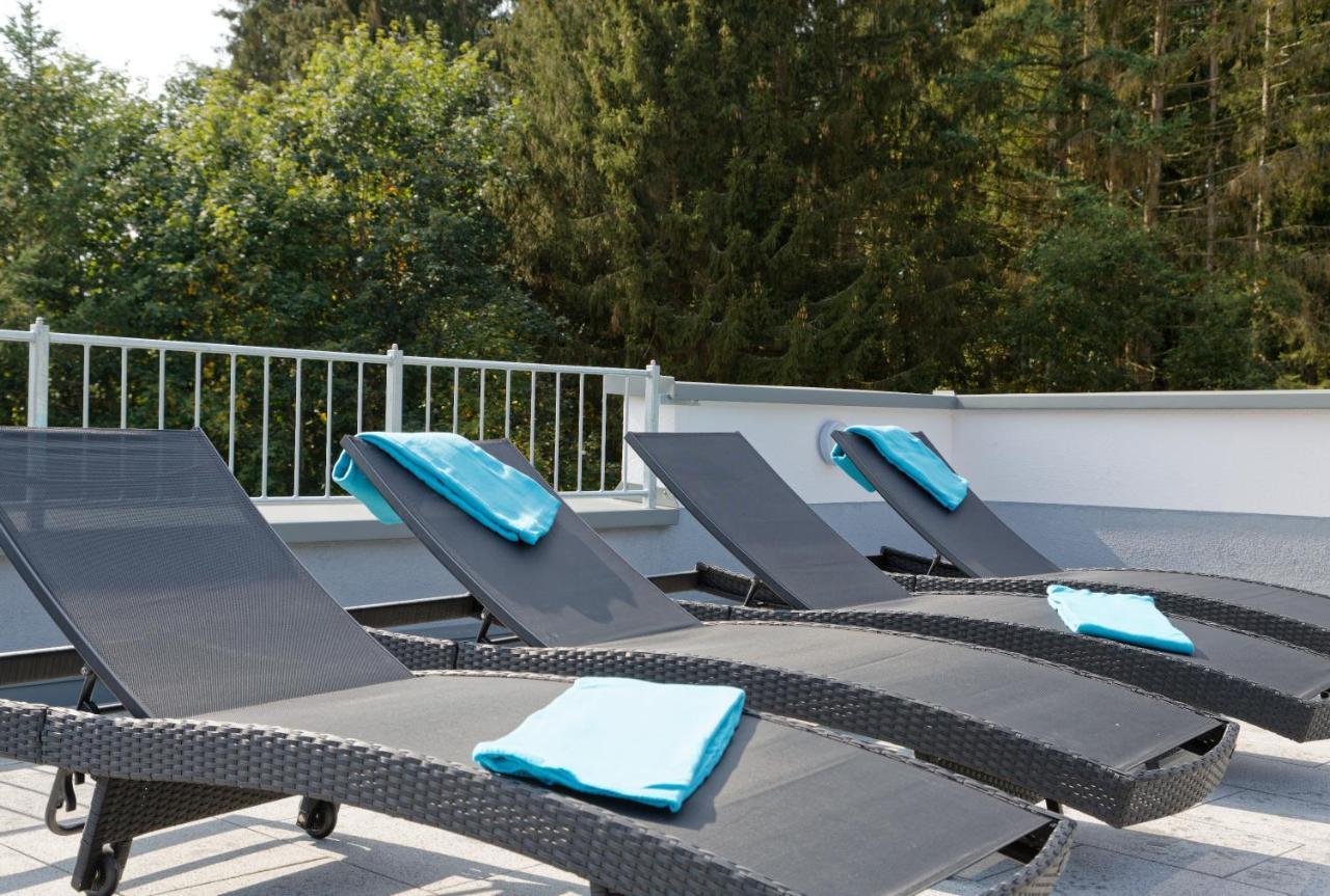 Wellnesshotel Deine Auszeit, Adults Only Achslach Exterior foto