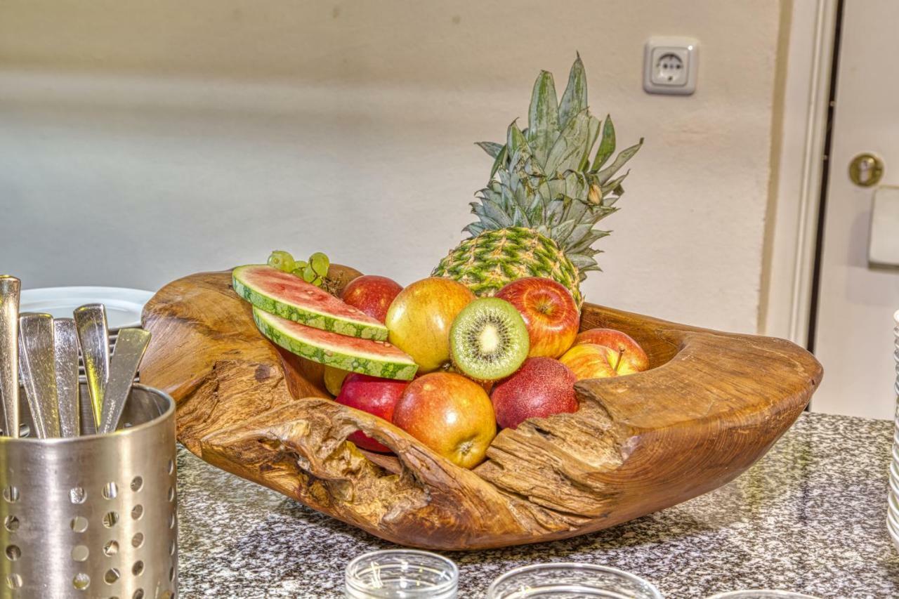 Wellnesshotel Deine Auszeit, Adults Only Achslach Exterior foto